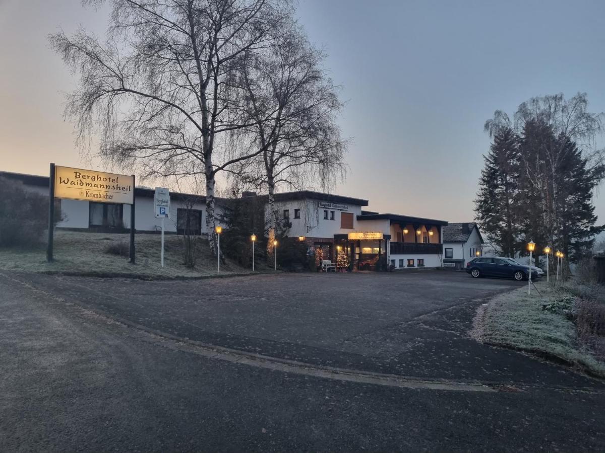 Berghotel Waidmannsheil Battenberg  Exteriör bild
