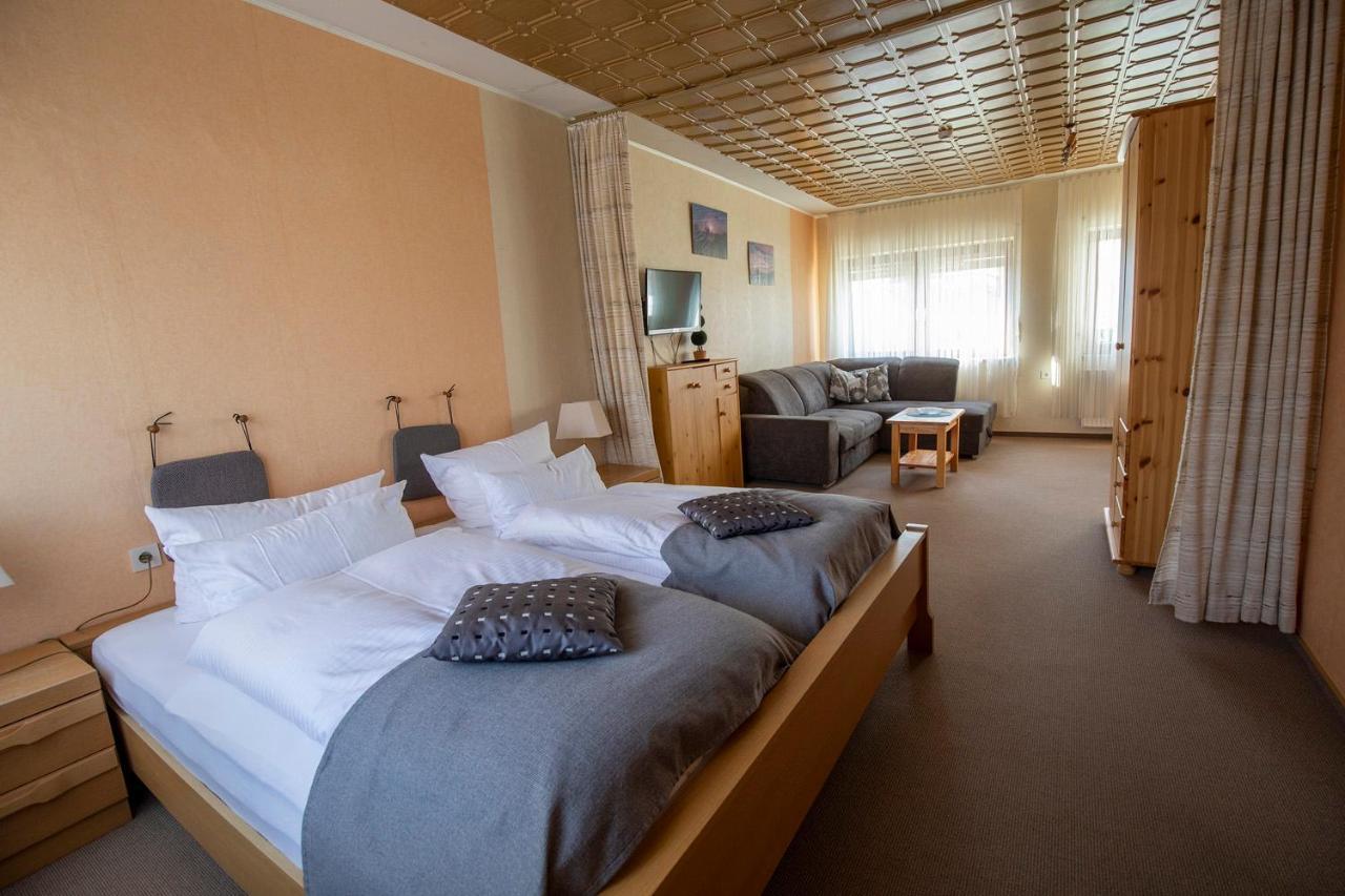 Berghotel Waidmannsheil Battenberg  Exteriör bild
