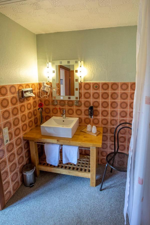 Berghotel Waidmannsheil Battenberg  Exteriör bild