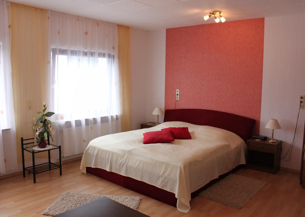 Berghotel Waidmannsheil Battenberg  Rum bild